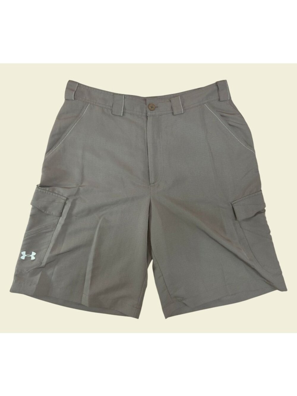 Under Armour Mens Tan Cargo Shorts Size 32 Outdoor Casual Wear